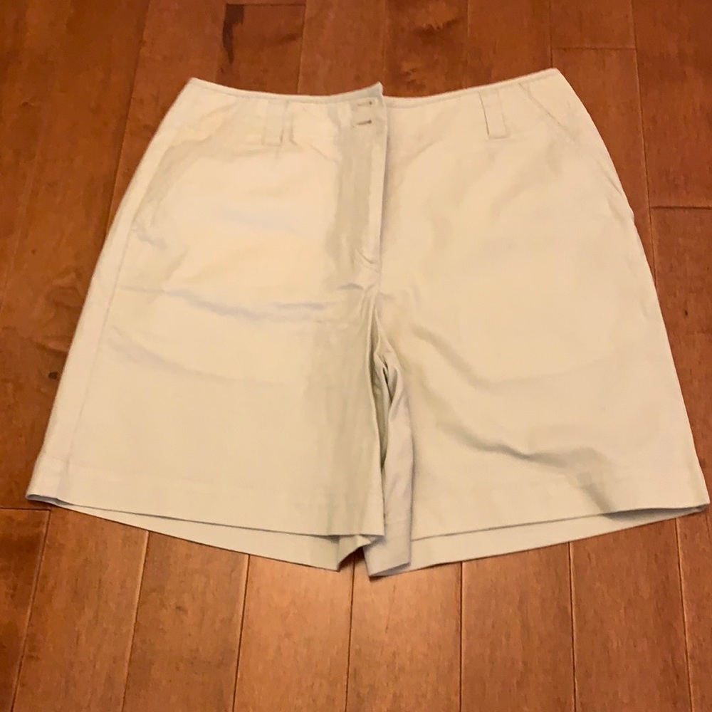Talbots Petite Womens Bermuda Shorts NWT 8P